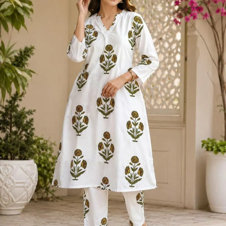 Digital Floral Print Kurta Pant Set For Women