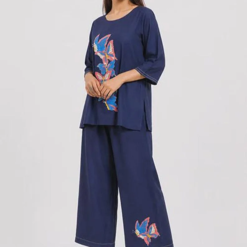 Off White Mal Cotton Co Ord Set With Floral Embroidery